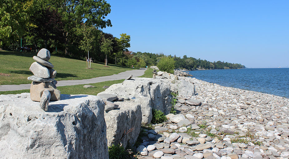Lakeside Park waterfront Waterfront and trail at Lakeside Park in Oakville